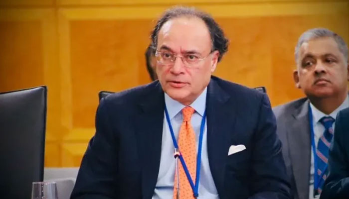 بجٹ میں عوام پر کم سے کم بوجھ ڈالنے کی کوشش، حکومت معاشی استحکام کیلئے پرعزم