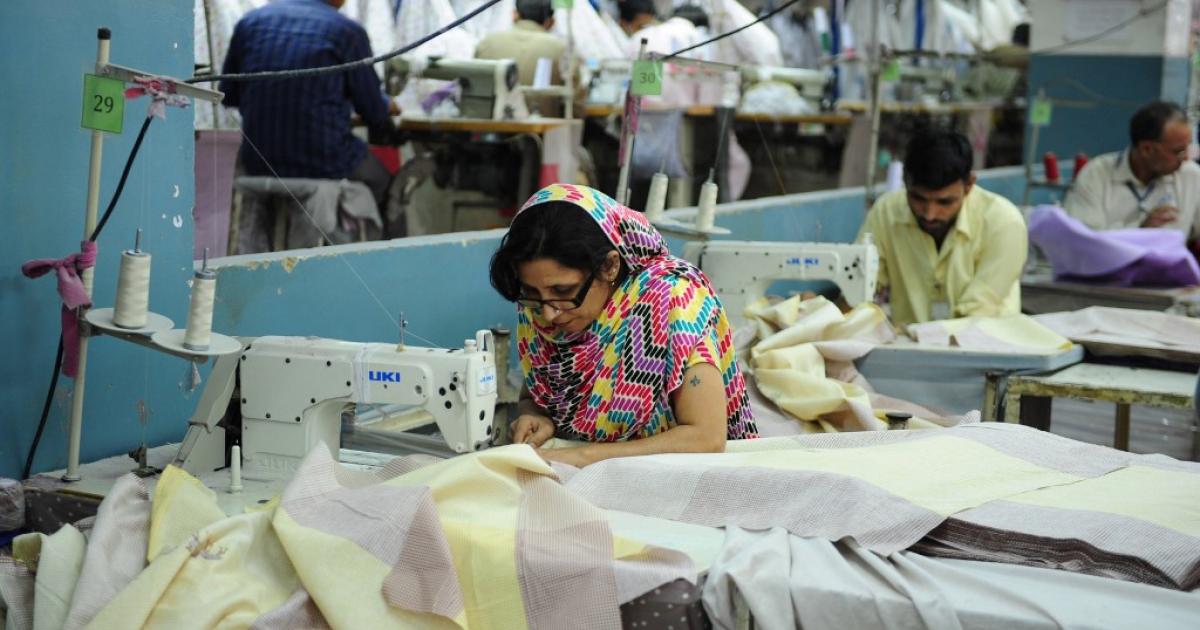پاکستان کی برآمدات خطرے میں! ٹیکسٹائل انڈسٹری کی حکومت کو سخت وارننگ، بڑا موقع ضائع ہونے کا خدشہ