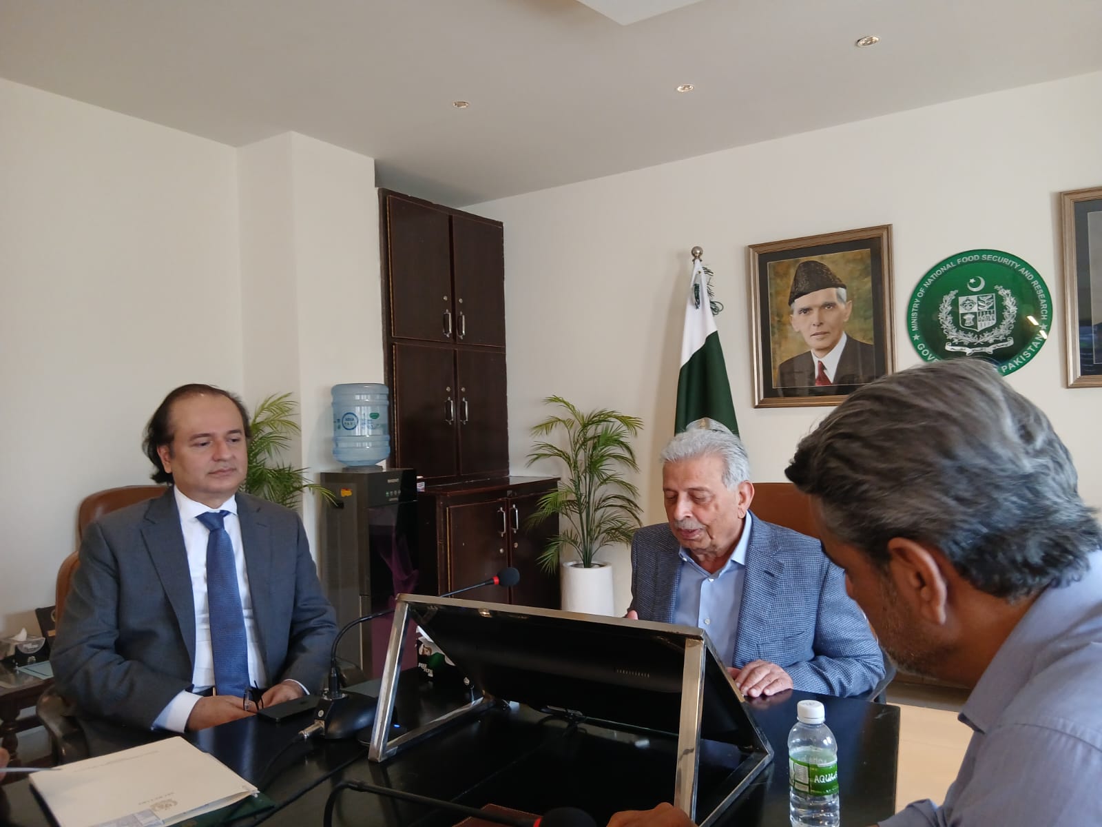 جعلی بیج کمپنیوں اور غیر قانونی گندم تجارت پر بڑا کریک ڈاؤن!