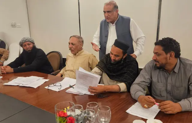 آزاد کشمیر عوامی ایکشن کمیٹی کے فیصلے نے حکومت کو مشکل میں ڈال دیا!