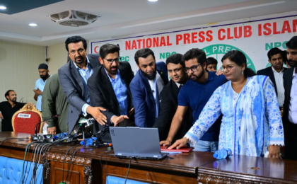 حکومت صحافیوں کے روزگارتحفظ،واجبات ادائیگی،ہیلتھ کارڈ،ہاوسنگ منصوبوں پر کام کررہی ہے،عطاتارڑ