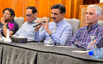 ماہرین صحت کا پاکستان میں تمباکو نوشی کے خاتمے کے لیے جامع حکمت عملی پر زور