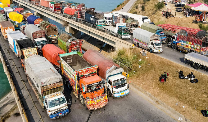ٹرانسپورٹرز کی ہڑتال سے ٹیکسٹائل برآمدات خطرے میں، پاکستان ٹیکسٹائل کونسل کی وزیراعظم سے فوری مداخلت کی اپیل